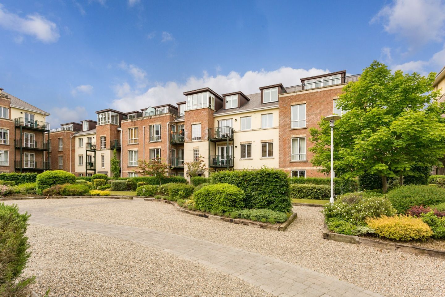 Apt 5 House 5, Linden Court, Blackrock, Co. Dublin, A94DW96 is for sale