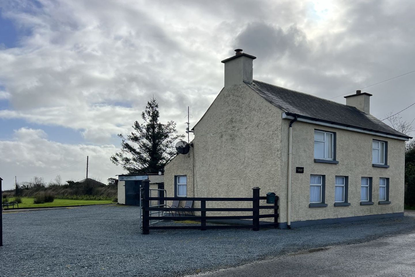 Buttercup Farmhouse, Ballyconnick, Cleariestown, Co. Wexford, Y35K2W6