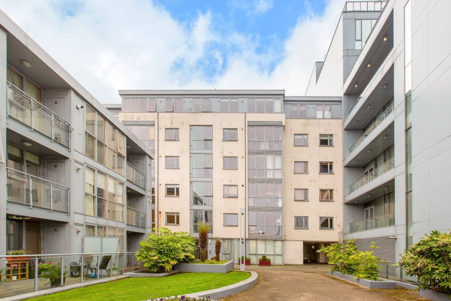 4 The Clayton, The Gasworks, Dublin 4, D04X578 is for sale on Daft.ie