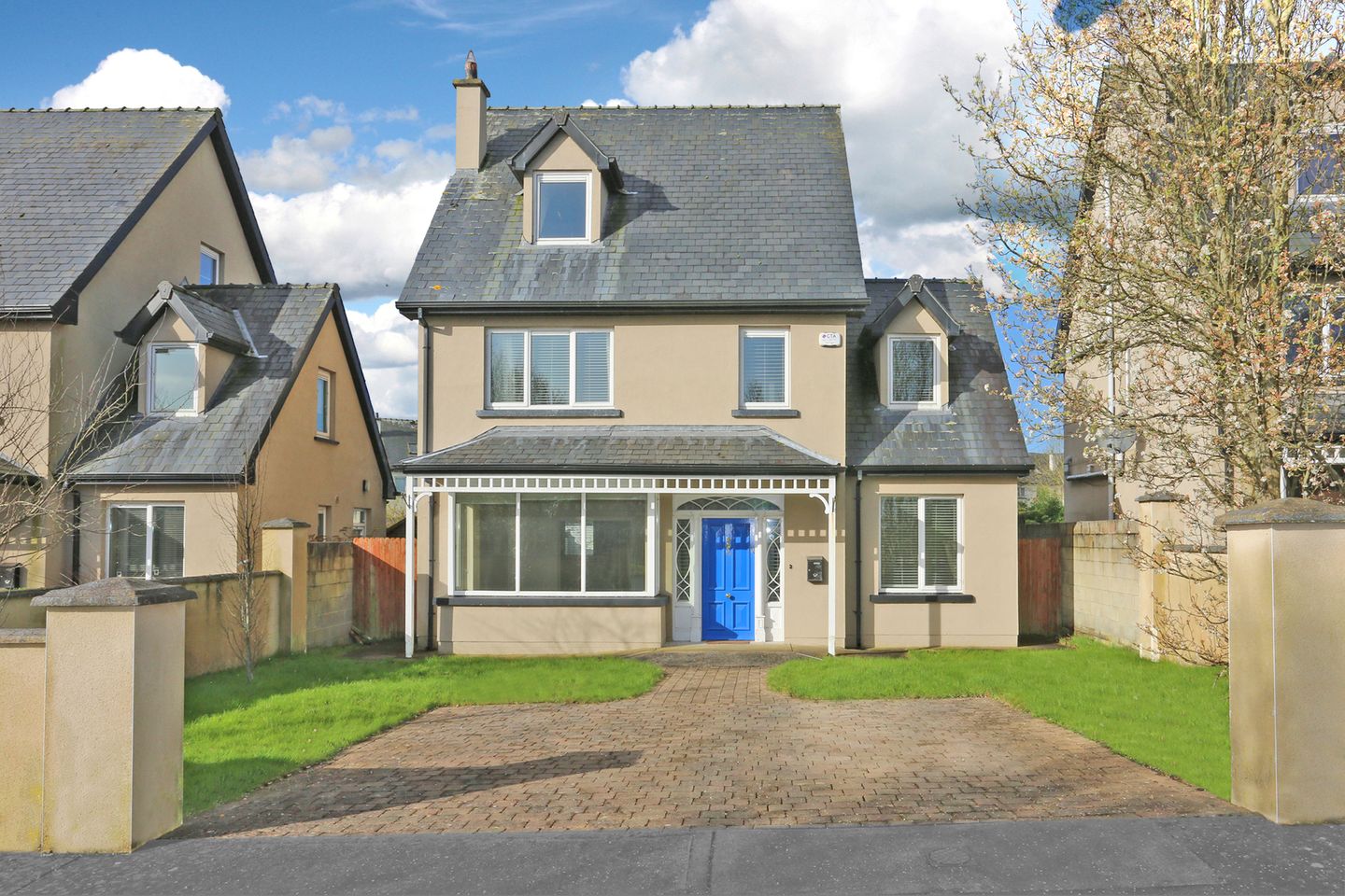 89 Cois Sruthain, Croom, Co. Limerick, V35WP62 is for sale on Daft.ie