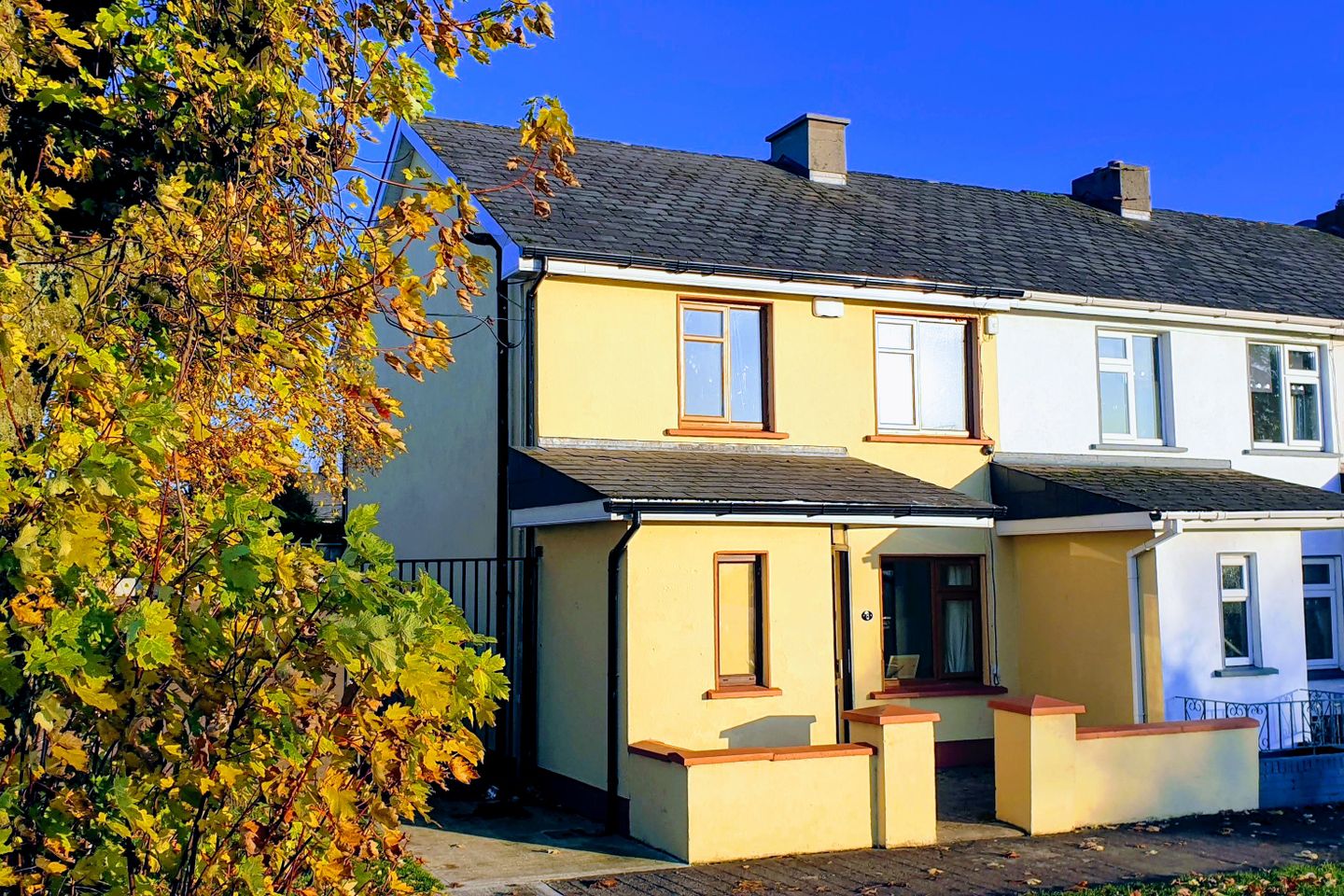 8 Grange Village, N91H4C0