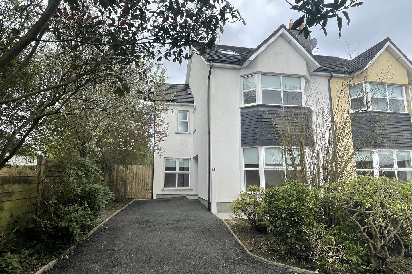 25 Cnoc Cluain, Ballina, Co. Tipperary, V94ECC9 is for sale on Daft.ie