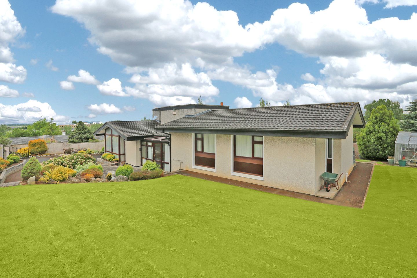 16 Tullyglass Hill, Shannon, Co. Clare, V14YE86