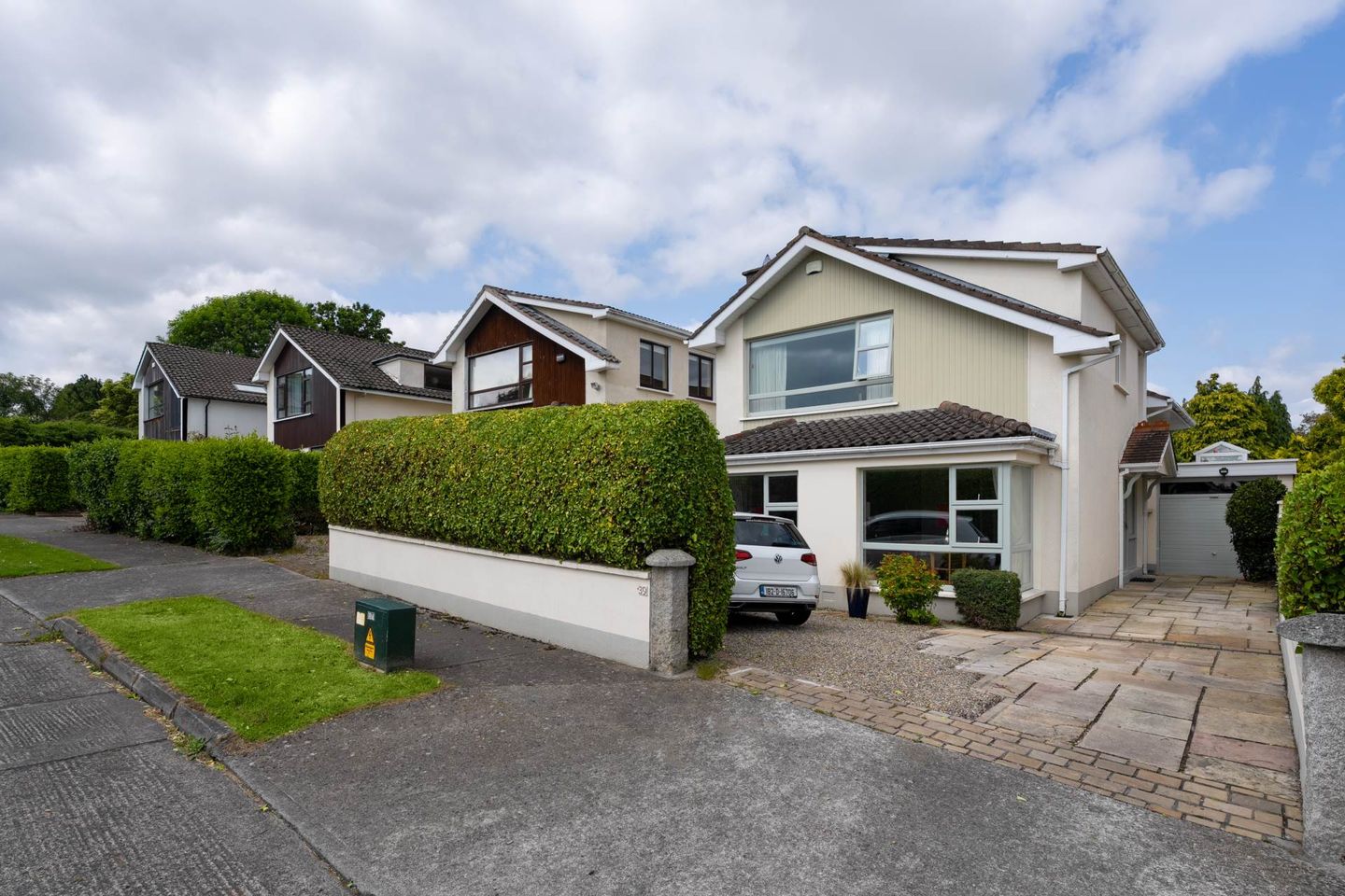 Lincolnswood, 39 Kerrymount Rise, Foxrock, Dublin, D18H2N4