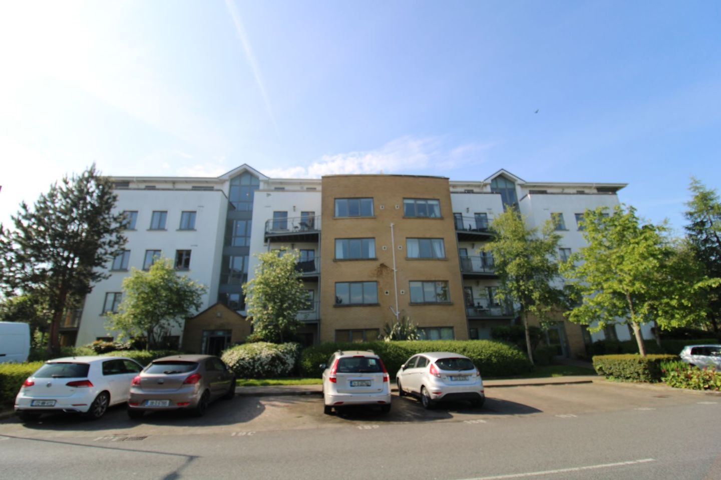 1 Kinsella Hall, Collegewood, Castleknock, Dublin 15, D15E286