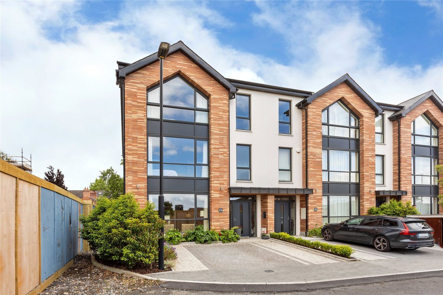 24 Daneswell Place, Glasnevin, Dublin 9, D09E0FN