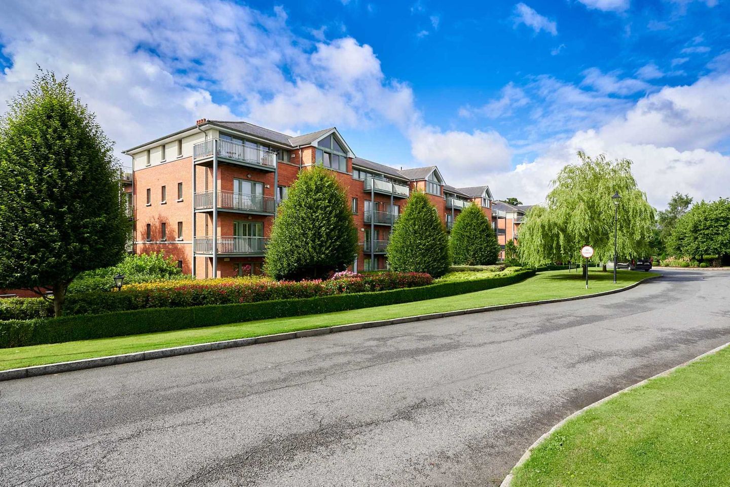 18 Cedar Lodge, Castleknock, Dublin 15 is for sale on Daft.ie