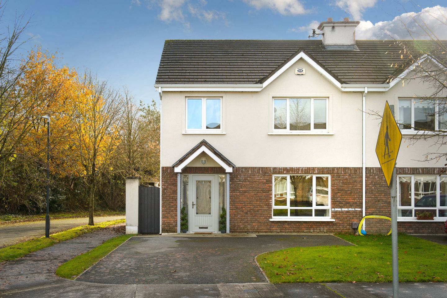 149 Droim Liath, Collins Lane, Tullamore, Co. Offaly, R35C9C6 is for sale on Daft.ie