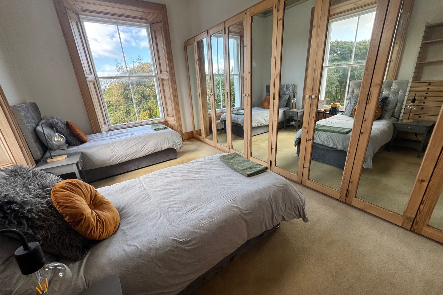 Killiney Hill Road, Killiney, Co. Dublin