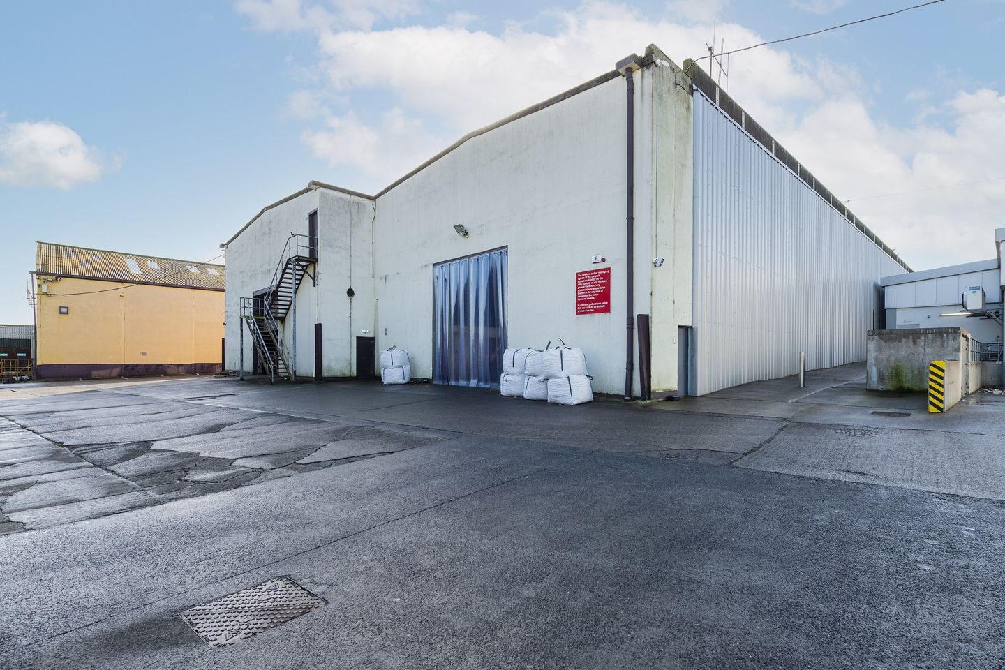 Commercial property for rent in Unit 18 Artane Place, Artane, Dublin 5