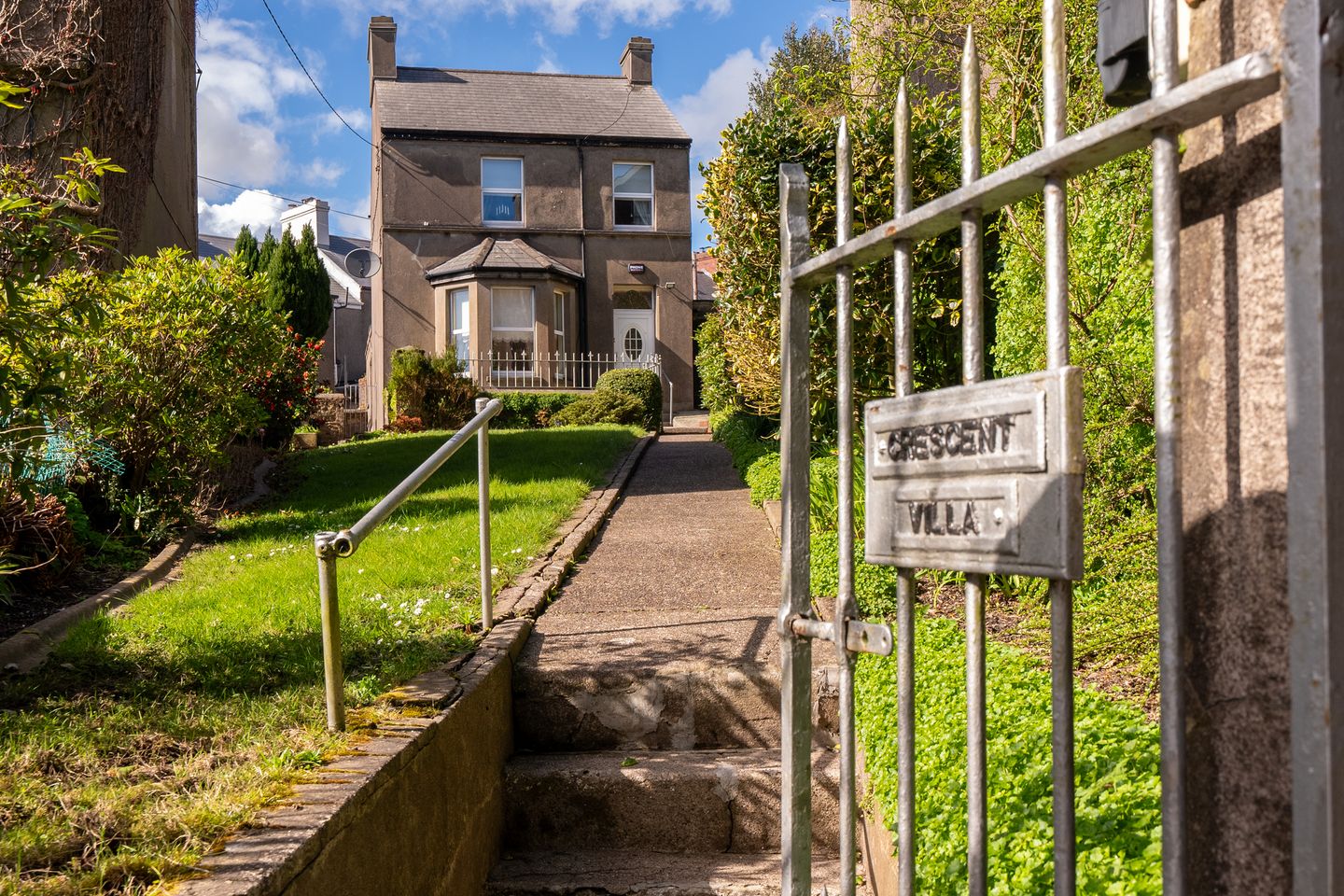 Crescent Villa, Gardiners Hill, Cork City, Co. Cork, T23C9X3 is for