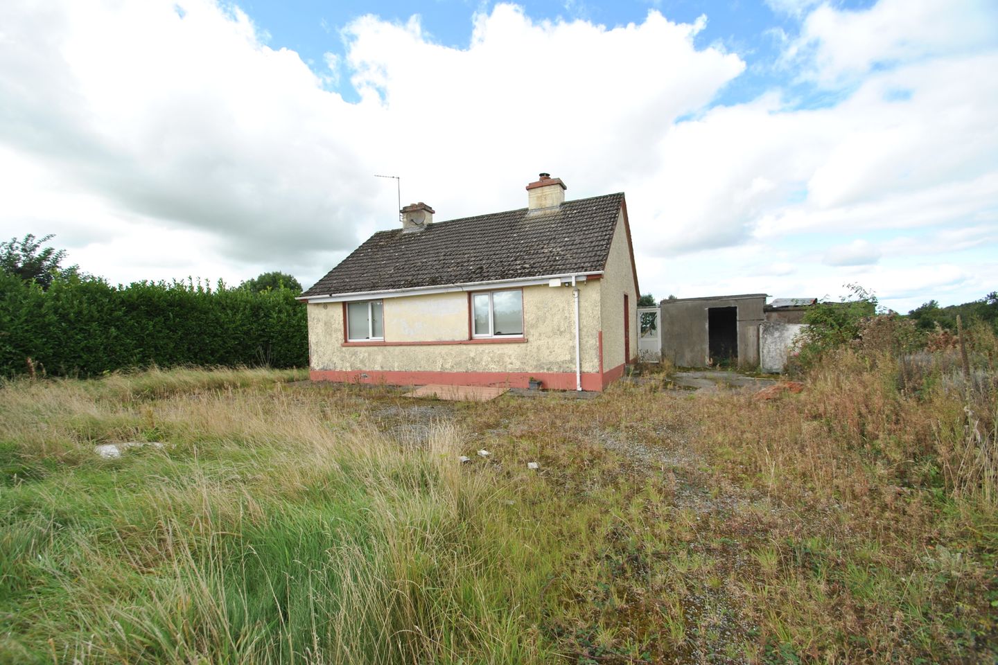 Derrybeg, Clareen, Birr, Co. Offaly, R42PD95