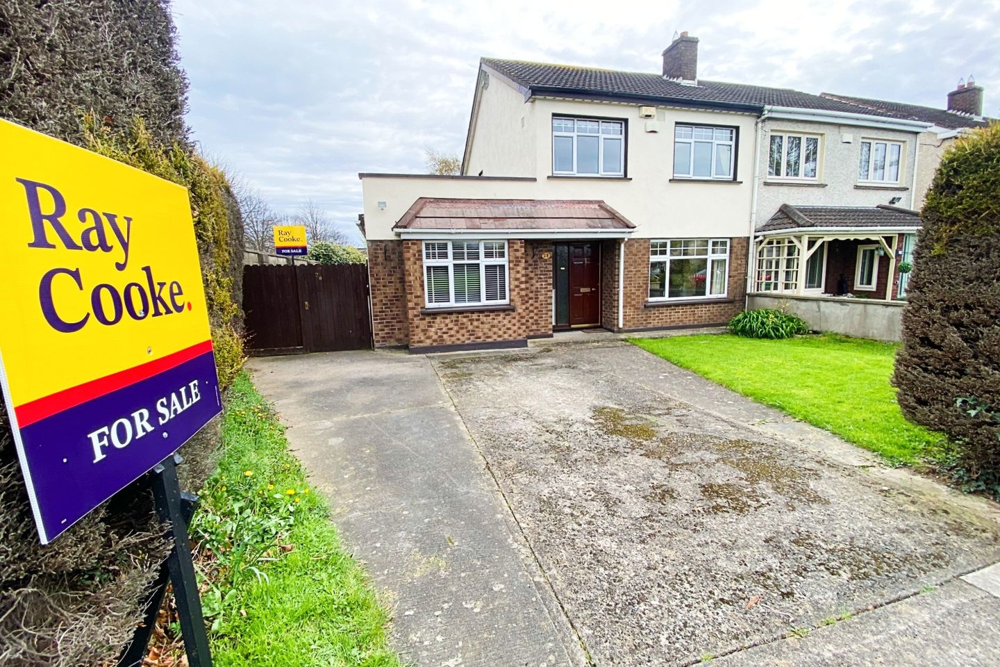 28 Huntstown Green, D15 Y39X, Mulhuddart, Dublin 15 is for sale on Daft.ie