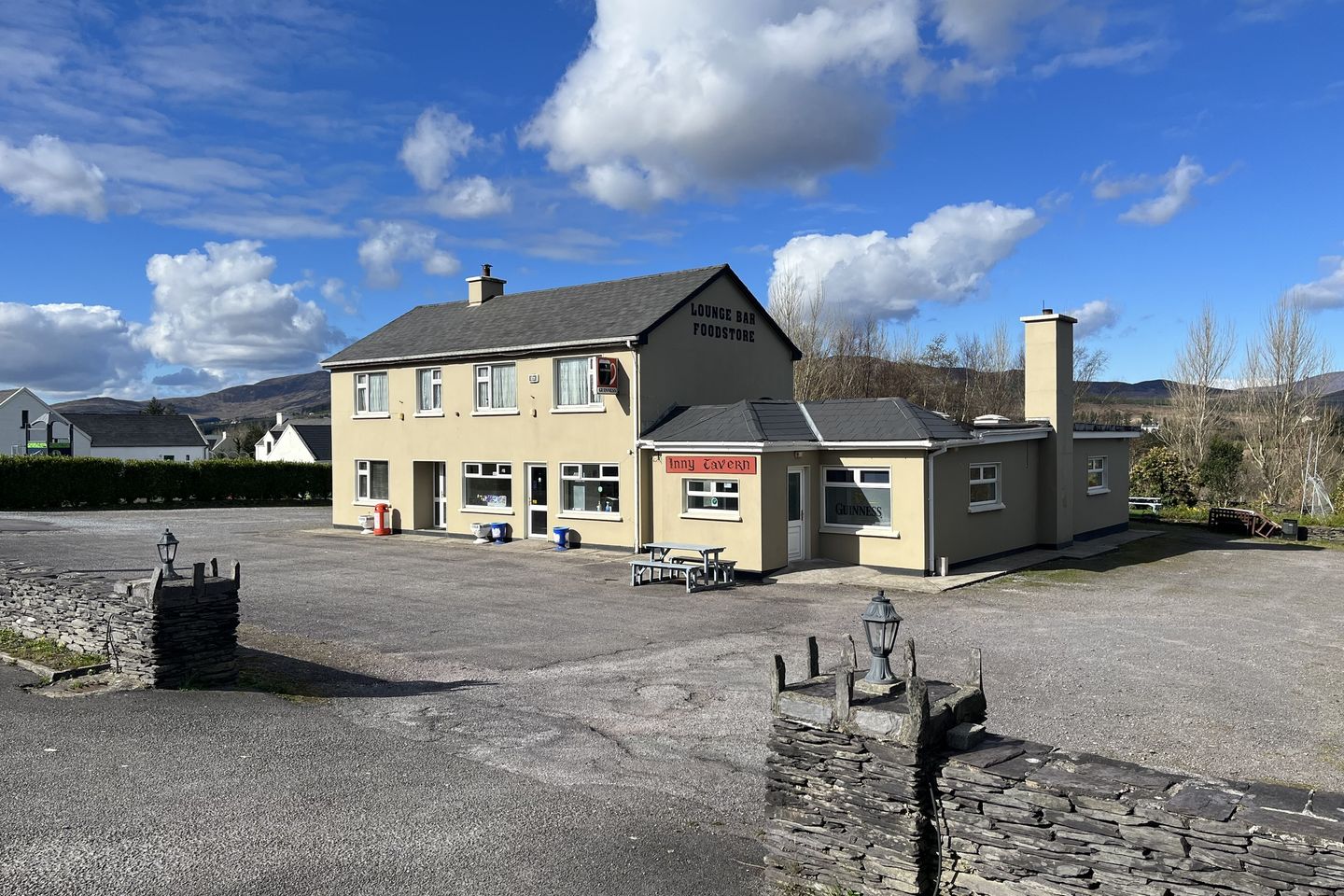 Commercial property for sale in Ref 1057 Inny Tavern, Cillin Liath