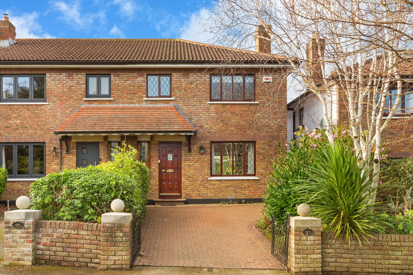 100 Sandyford Downs, Sandyford, Sandyford, Dublin 18, D18X9K8 is for