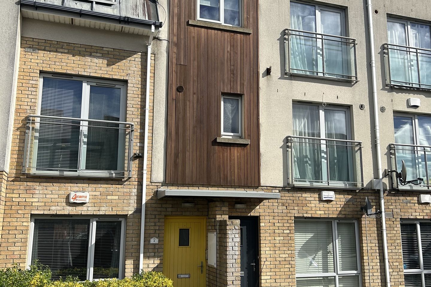 4 Waterside Court, Swords Road, Malahide, Co. Dublin, K36X958 is for