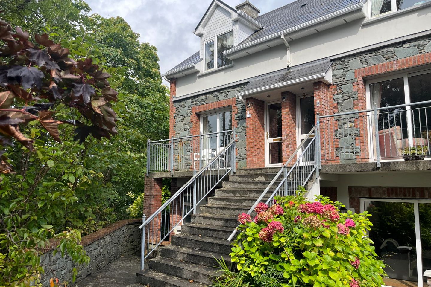 Townhouse 10, Emir Court, Glenbeigh, Co. Kerry, V93TH94