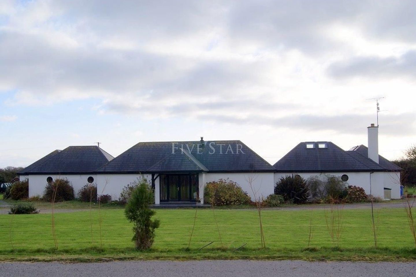 Sanur, Ballykilliane, Drinagh, Wexford Town, Co. Wexford