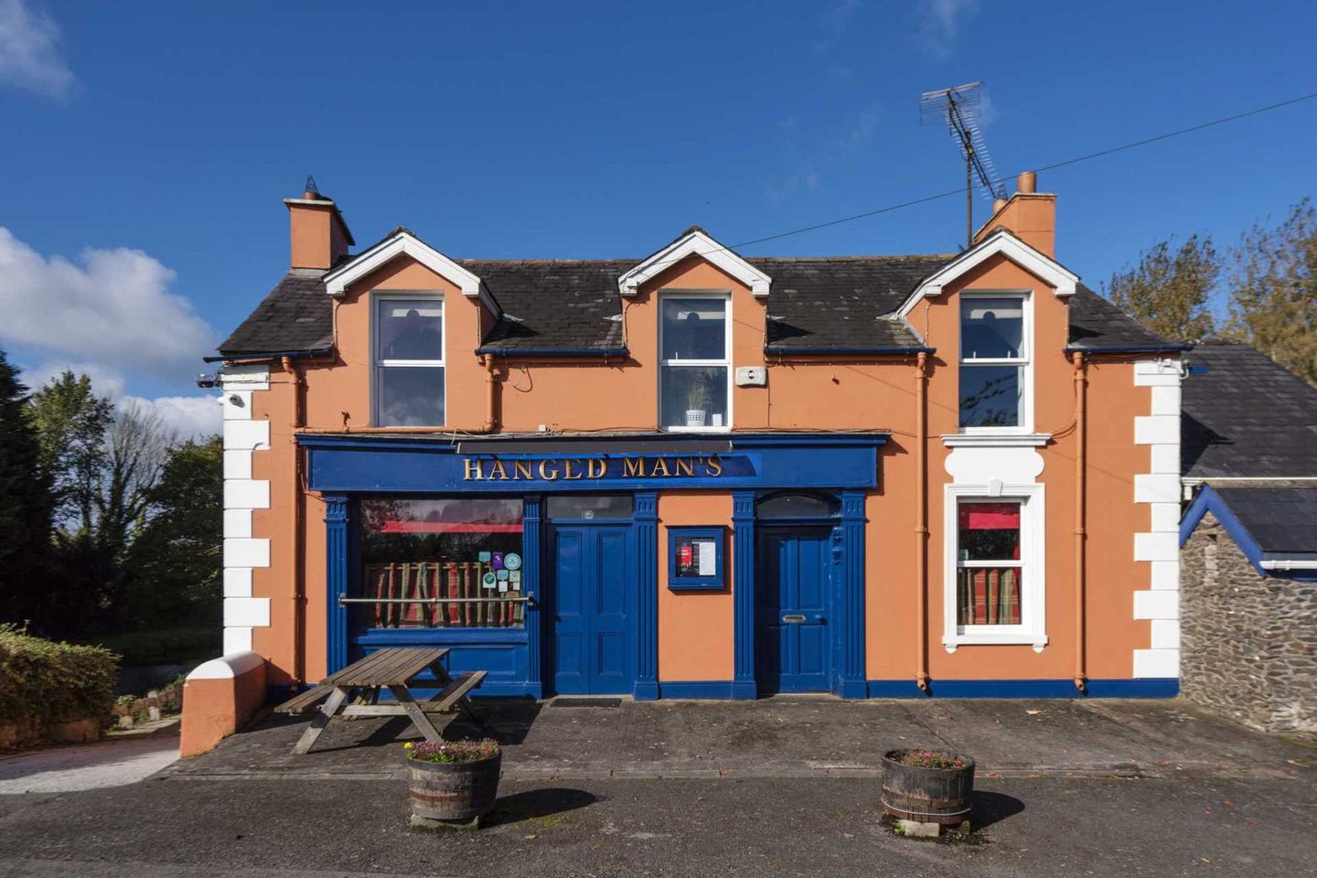 Hanged Man`s Pub, Milltown, Newbridge, Co. Kildare, W12YN40