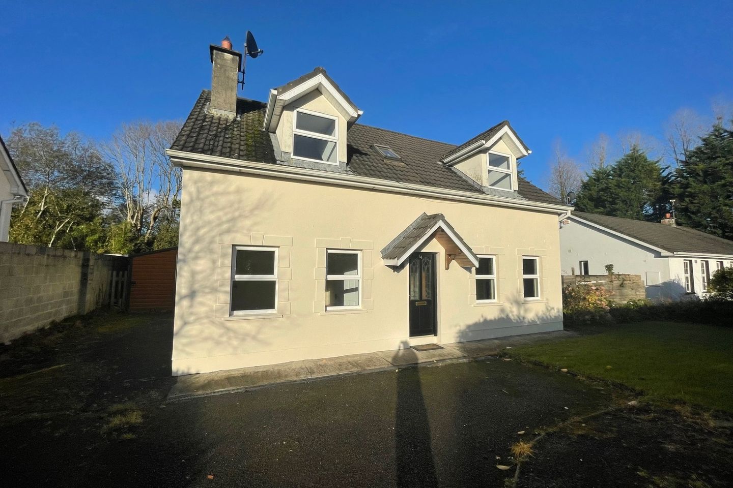 14 Clonlara Village, Clonlara, Co. Clare, V94A2N4