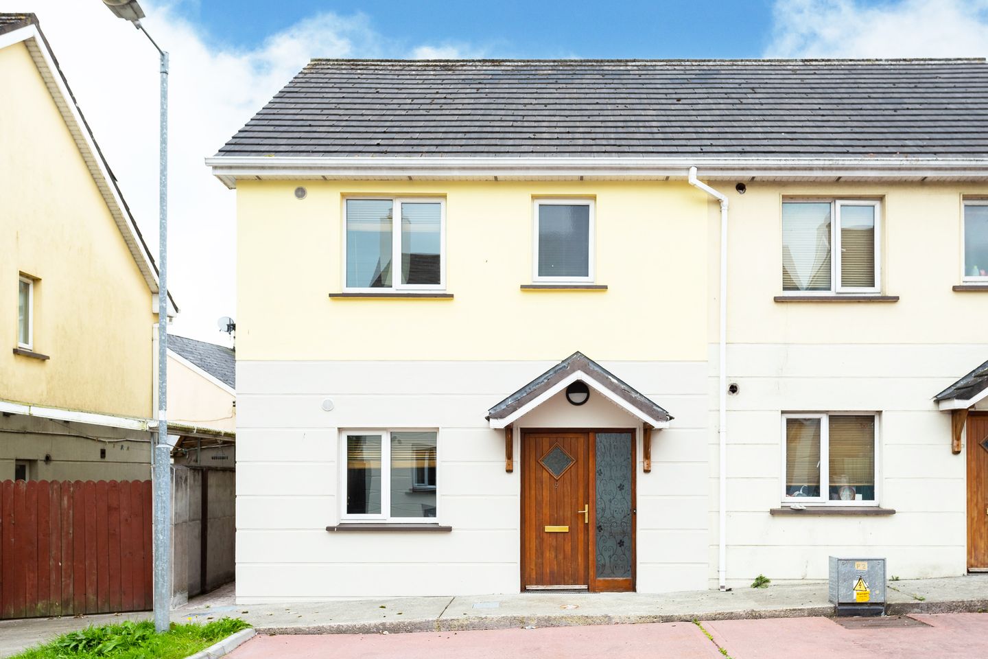 9 Pairc Na Deireachta, Kilnagurteen, Macroom, Co. Cork, P12YV27 is for