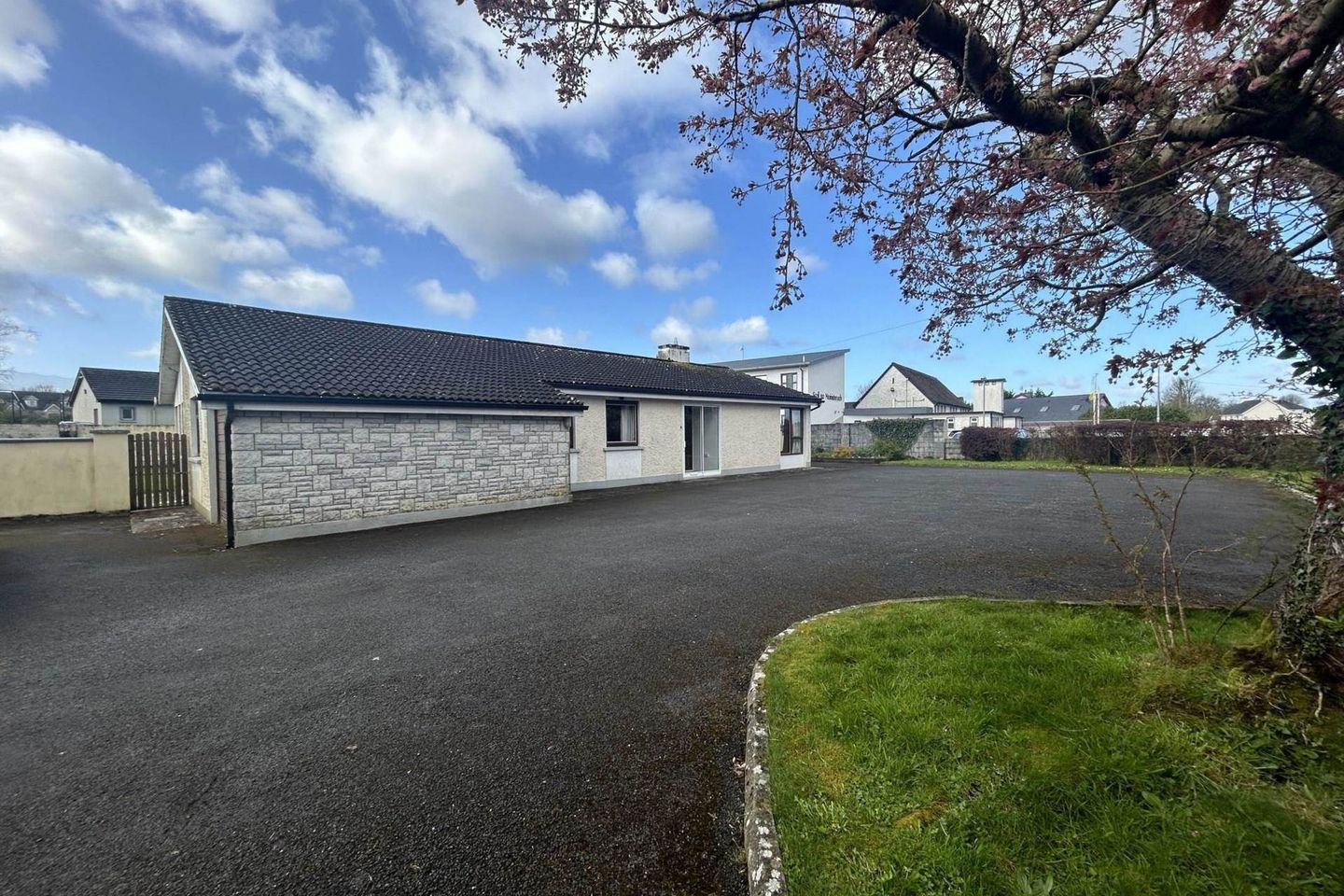Curate`s House , Quin Village, Quin, Co. Clare, V95H2V1 is for sale on