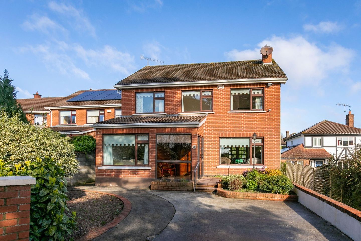 27 Foxrock Court, Foxrock, Dublin 18, D18W7C0