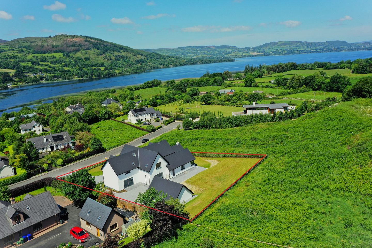 10 Slí Rohan, Cullenagh, Ballina, Co. Tipperary, V9481K0 is for sale on