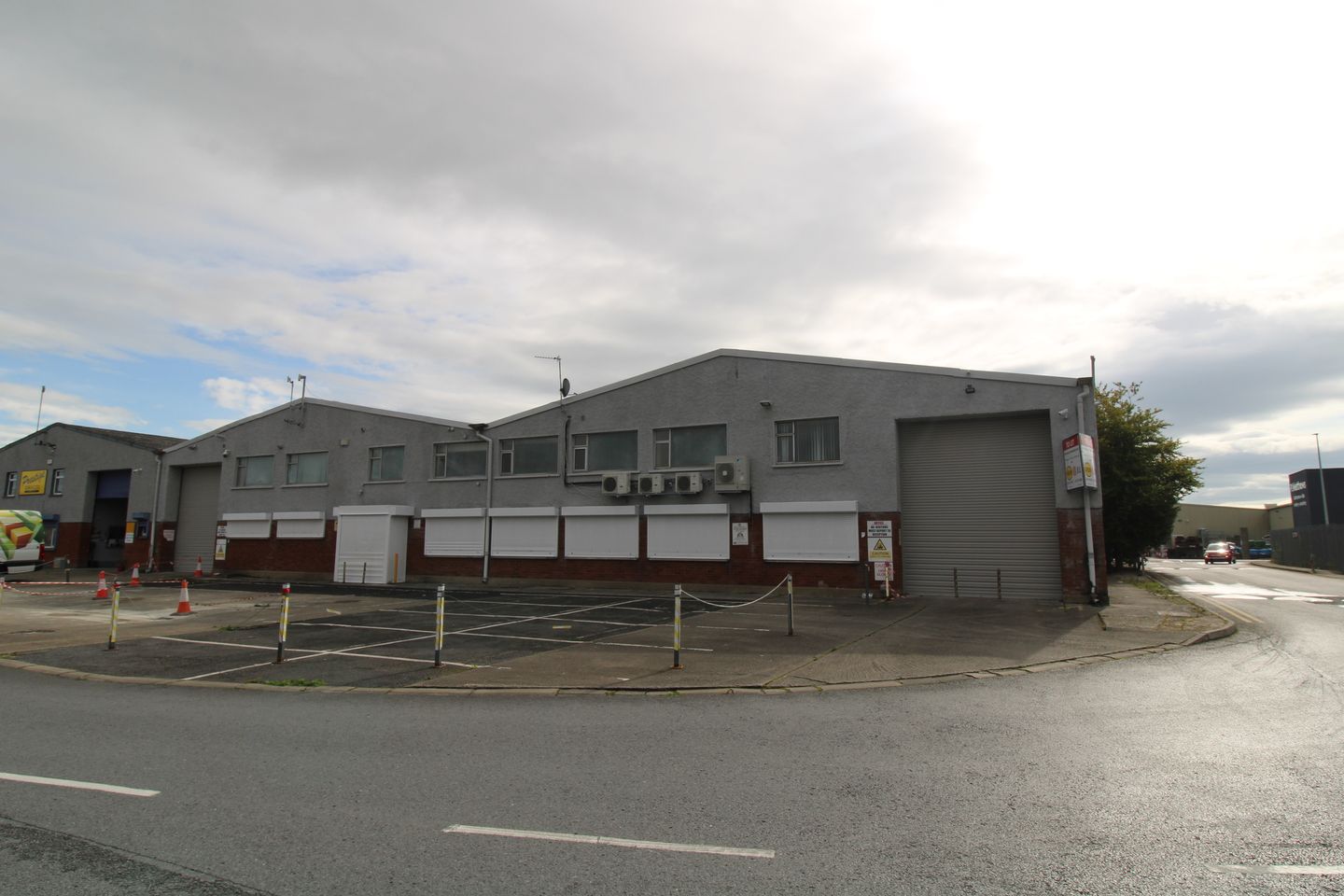 Commercial property for rent in Garryglass Industrial Estate