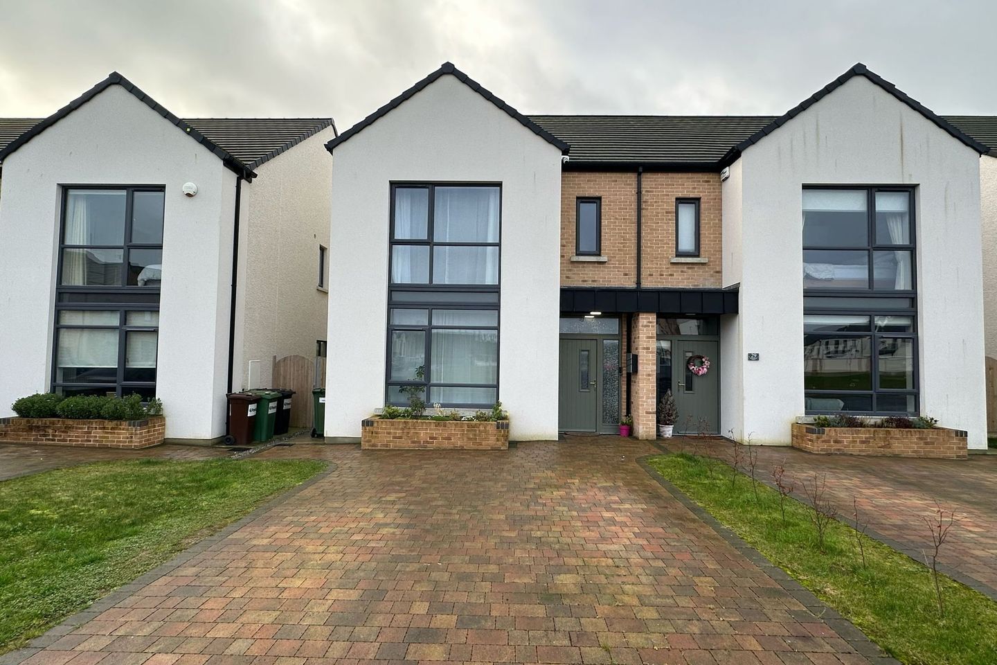 28 Balfeddock Manor, Termonfeckin, Co. Louth, A92TKP4 is for sale on Daft.ie