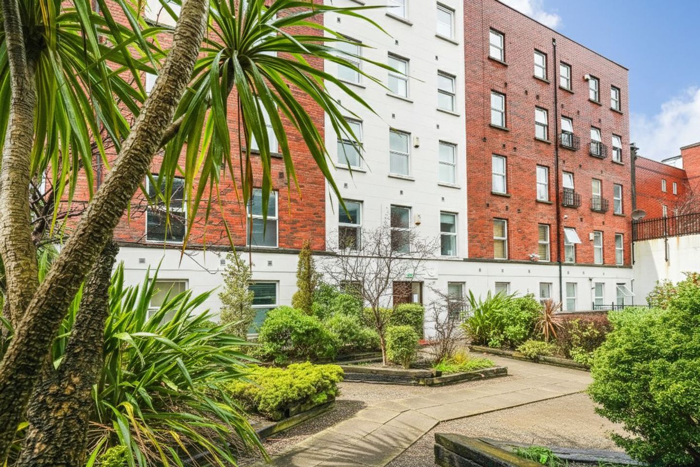 Apartment 29, Grafton Hall (with Parking Space Option), 38-40 Aungier Street, Dublin 2, D02TW31