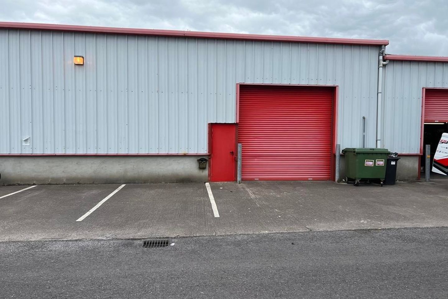 Commercial property for rent in The Bypass, Bandon, Co. Cork