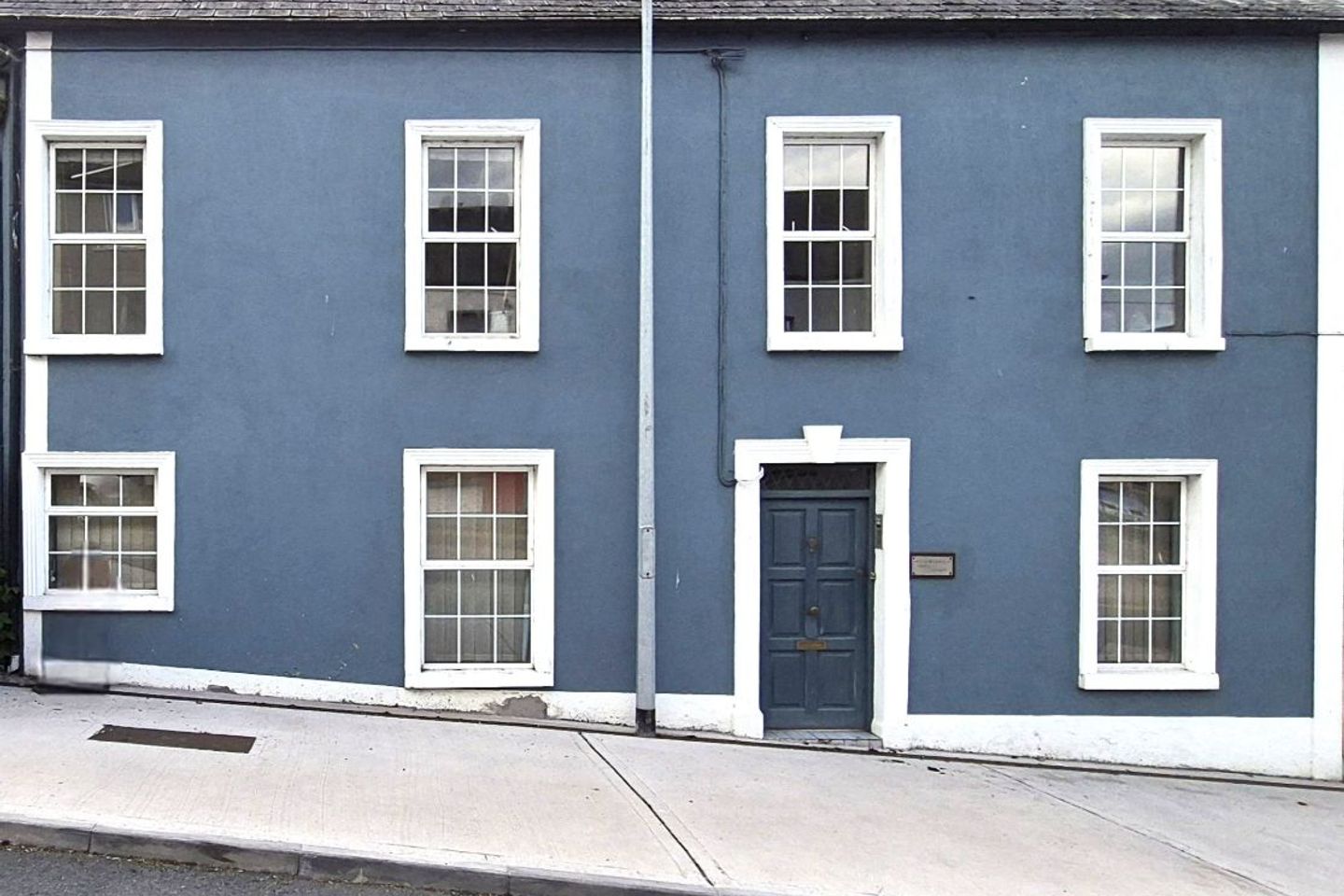 Fergus J. Mulligan & Co., Cavan Street, Cootehill, Co. Cavan, H16N672