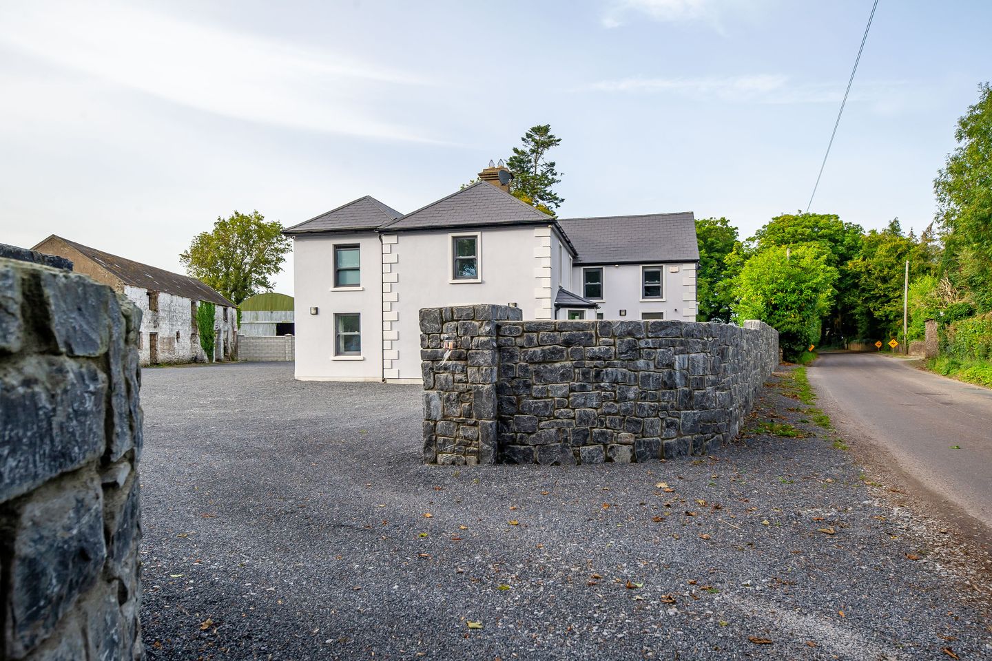 Woodview House, Glanworth Road, Ballyhooly, Co. Cork, P51R8N1 is for