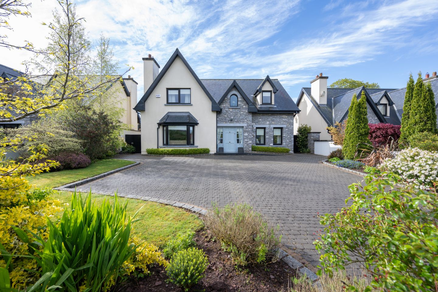 17 Mitchells Court, Kerry Pike, Co. Cork, T23H008 is for sale on Daft.ie