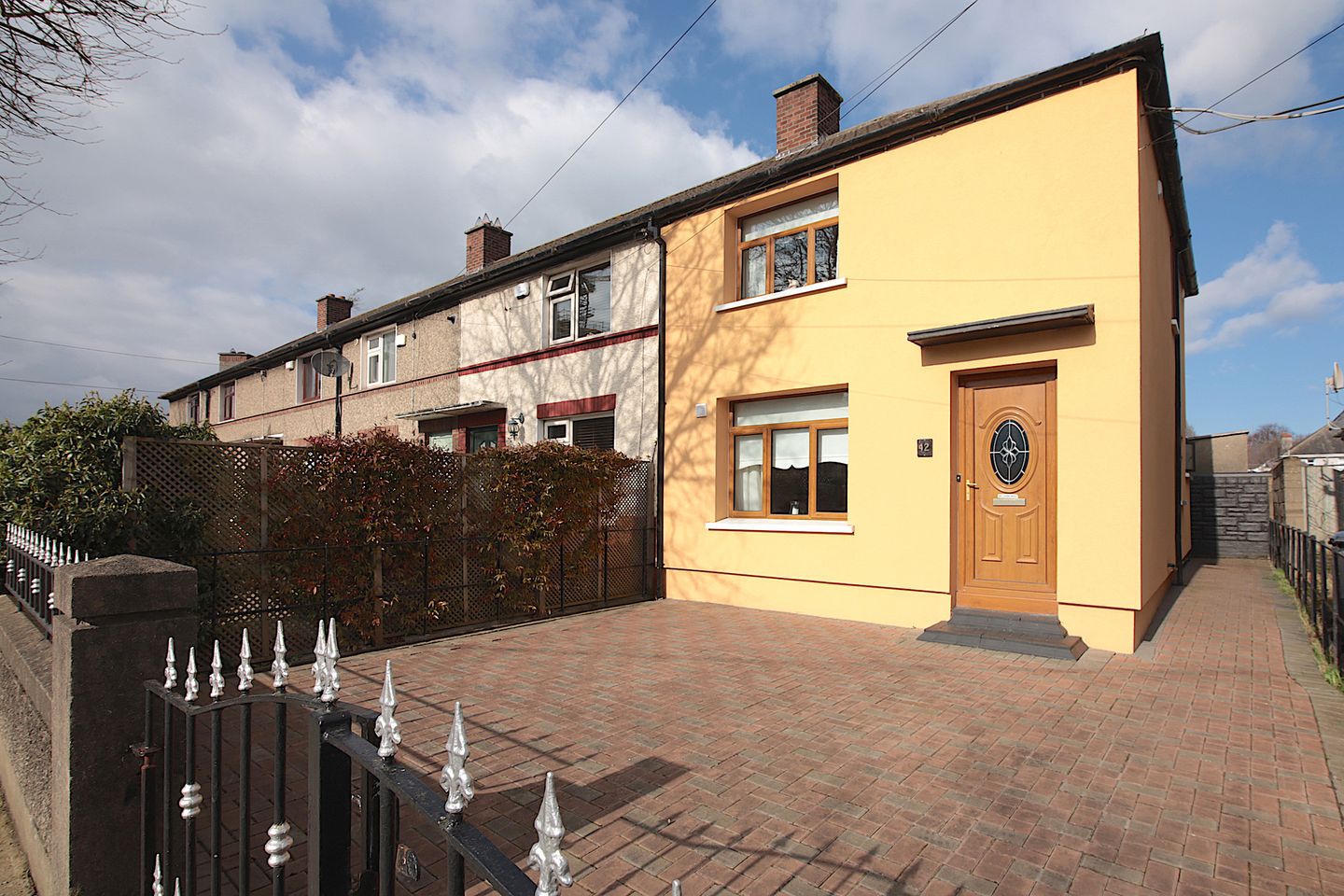 42 Collins Avenue East, Killester, Killester, Dublin 5, D05K577 is for