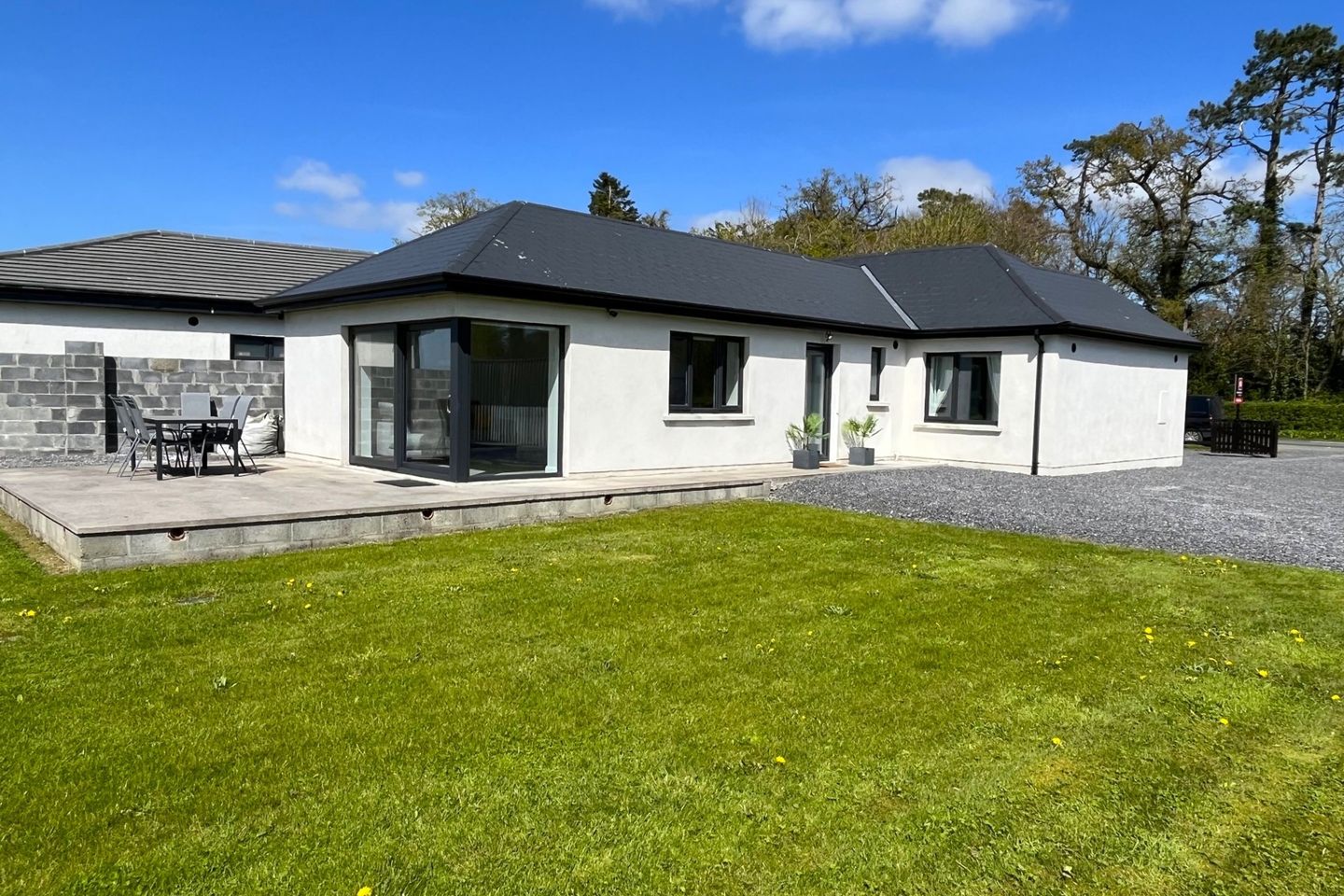 Belview, Athy, Co. Kildare, R14H293