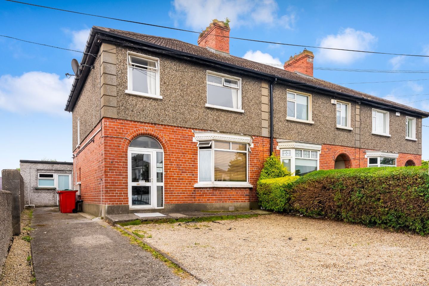 2 Iveragh Road, Gaeltacht Park, Whitehall, Dublin 9, D09FK15 is for