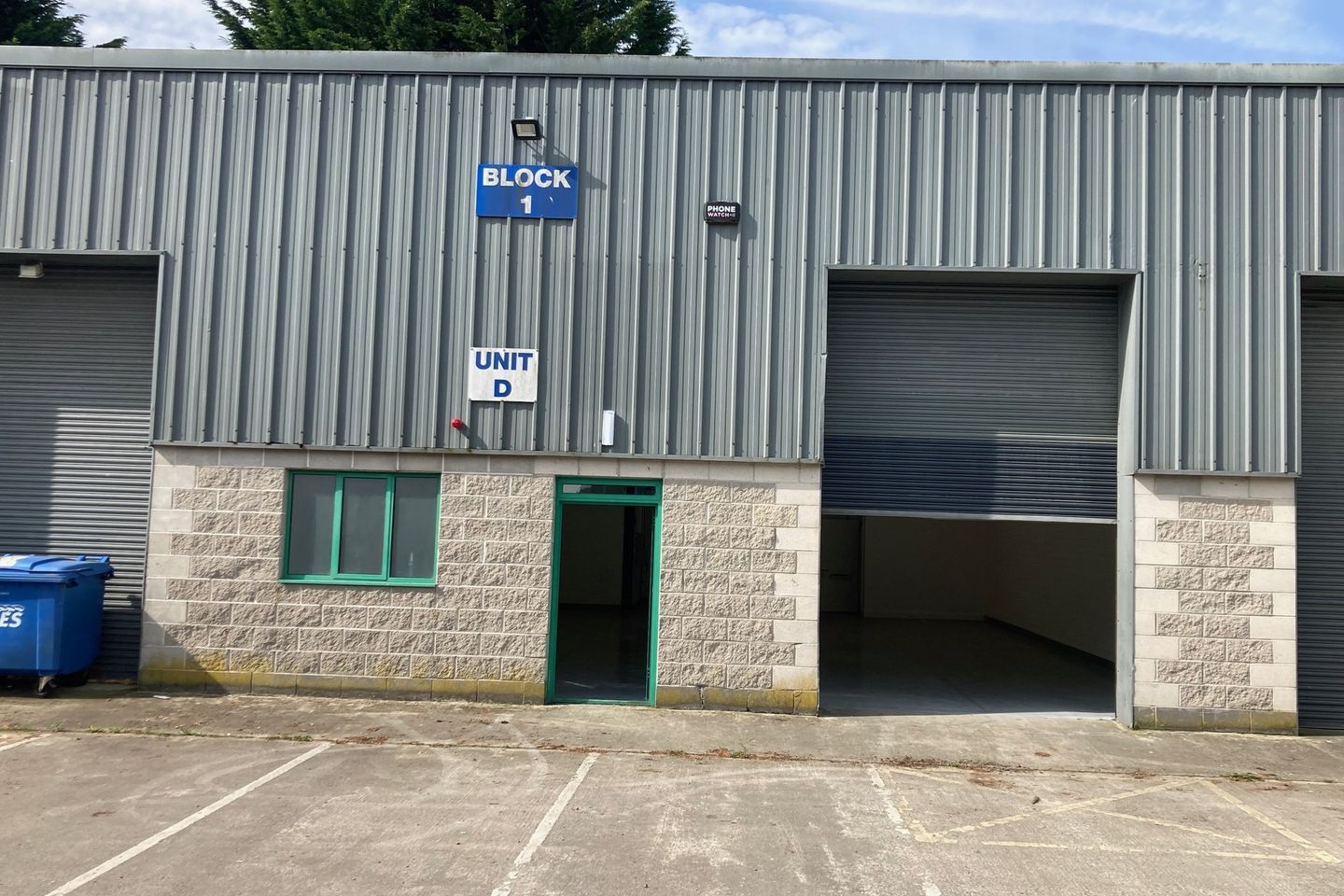 Commercial property for rent in Block 1 Unit D, Link Business Park