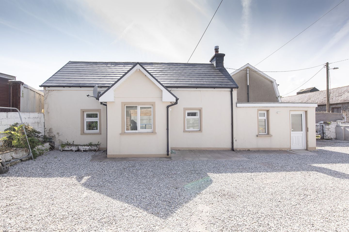 Lower Road, Ballinacurra, Midleton, Co. Cork, P25RC04 is for sale on