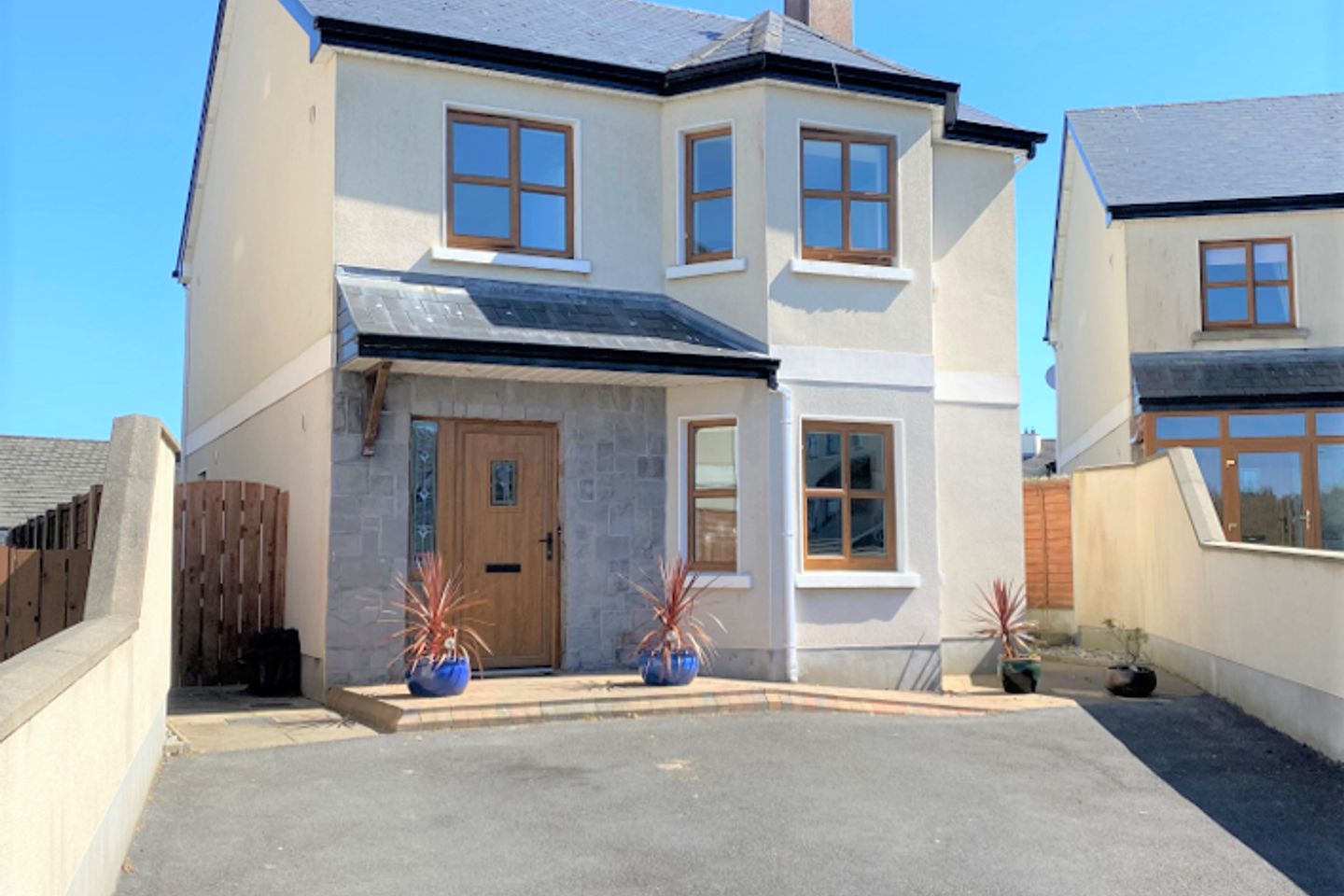 9 Oakbridge, Ballisodare, Co. Sligo is for sale on Daft.ie