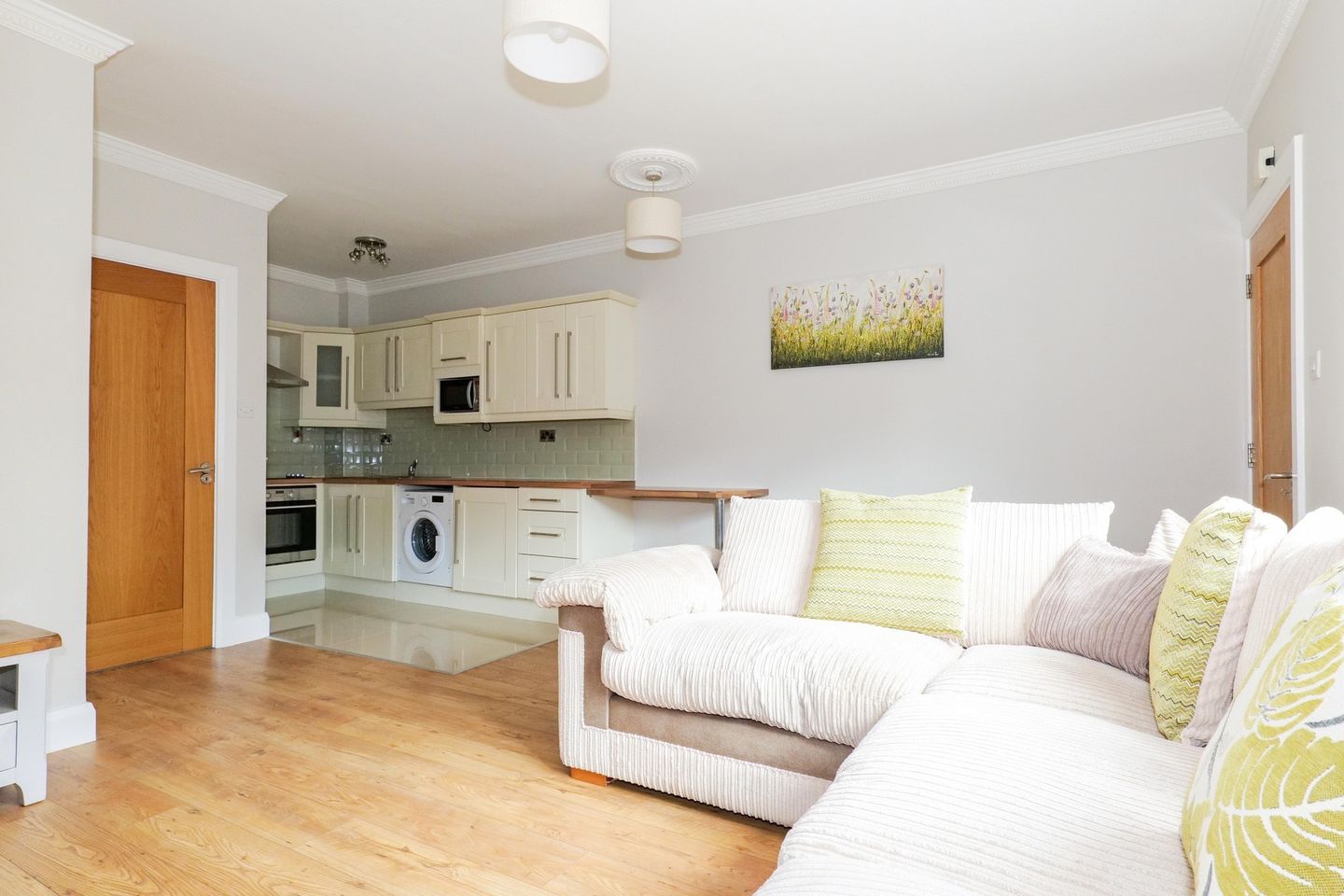 16 Glenmore, College Road, Galway City Centre, H91FH36