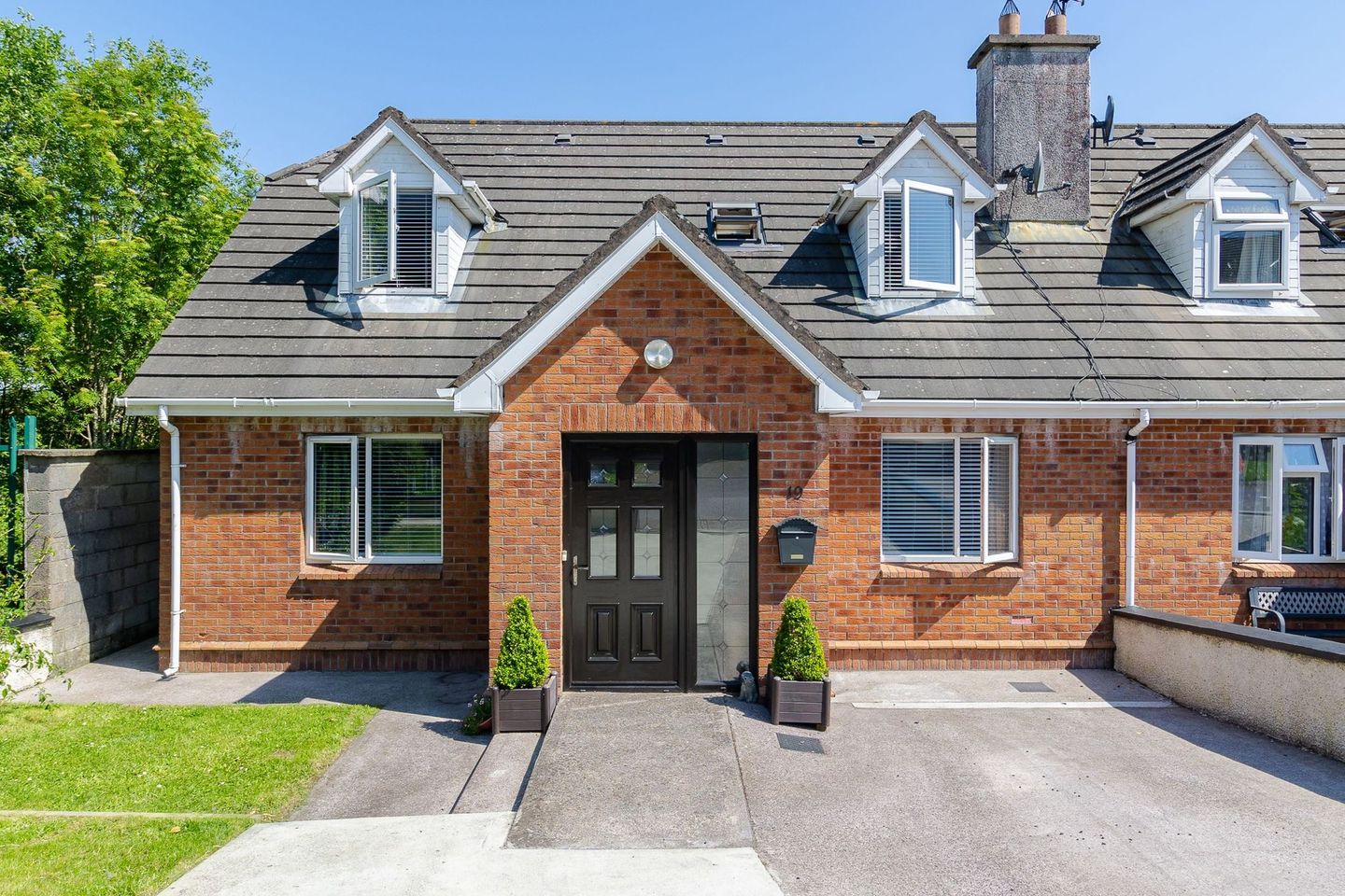 19 Barr An Bhaile, Passage West, Co. Cork, T12HT7F is for sale on Daft.ie