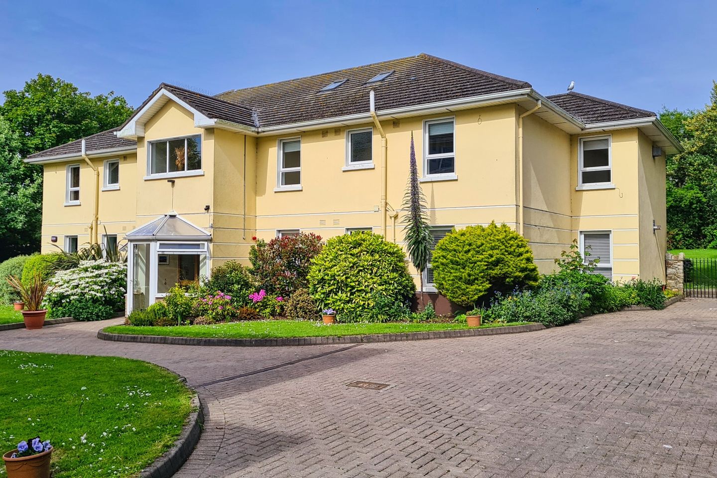 Apartment 7, Saint Nessan's, Howth, Dublin 13, D13KP20 is for sale on
