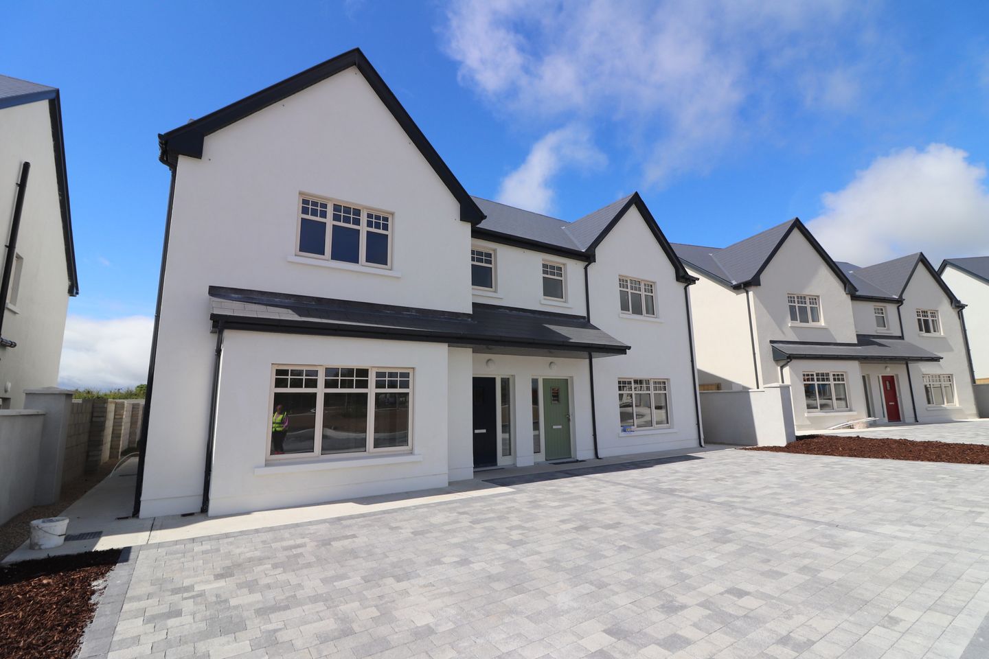 53 Gort na Greine, Sixmilebridge, Co. Clare is for sale on Daft.ie