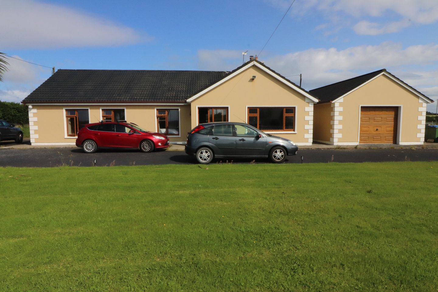 Lisdeen, Kilkee, Co. Clare, V15NY84 is for sale on Daft.ie