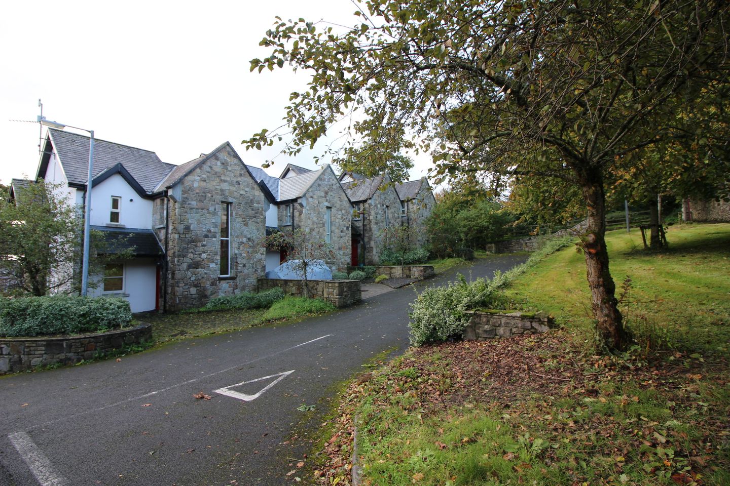 29 Lakeside View, Mountshannon, Co. Clare, V94H7NY is for sale on Daft.ie