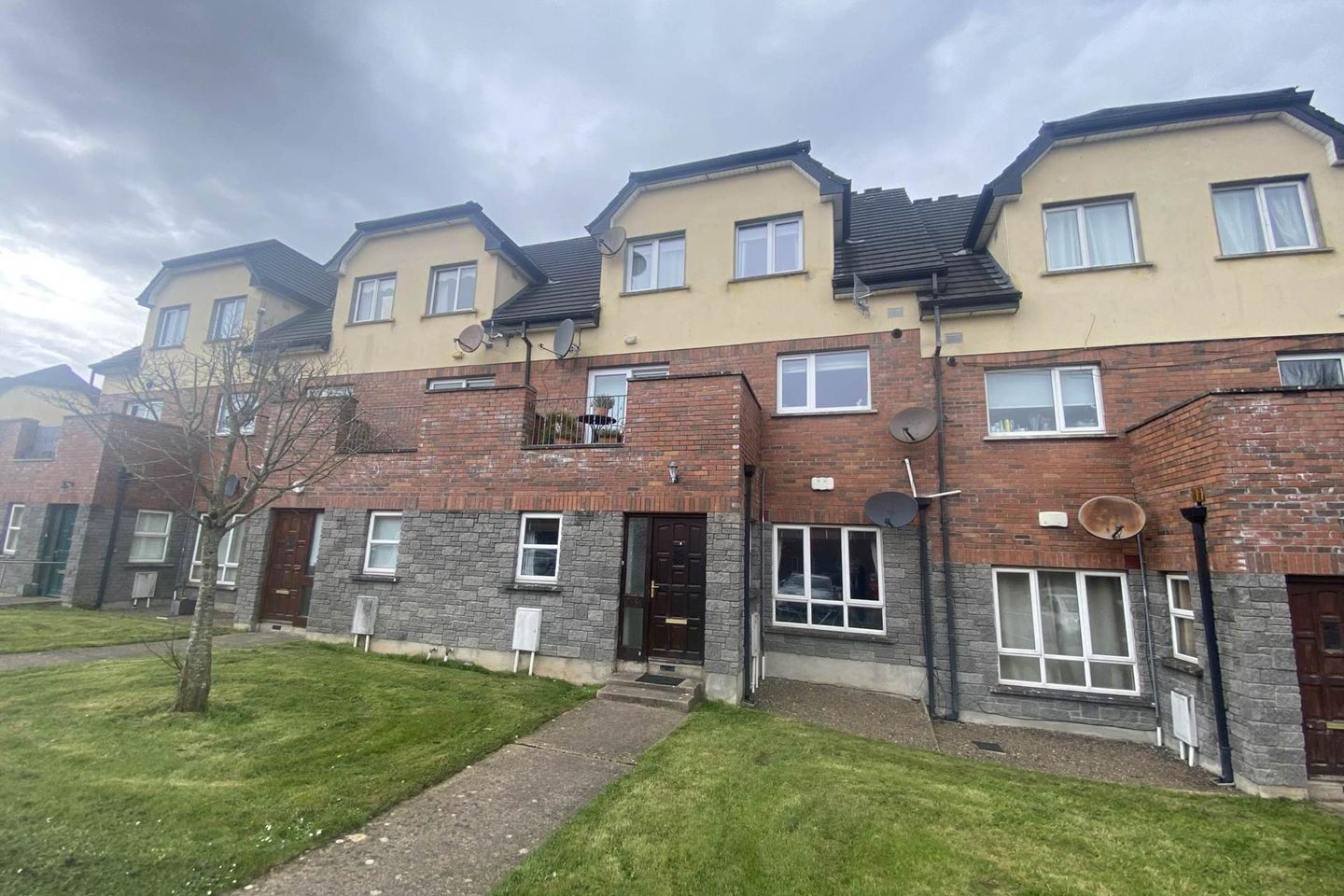 102 Oakleigh Wood, Dooradoyle, Co. Limerick, V94W973 is for sale on Daft.ie