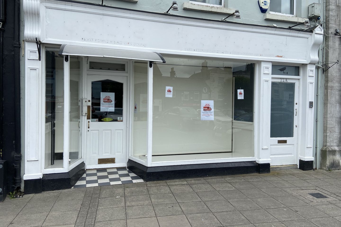 Commercial property for rent in 22 Main Street, Carrickmacross, Co