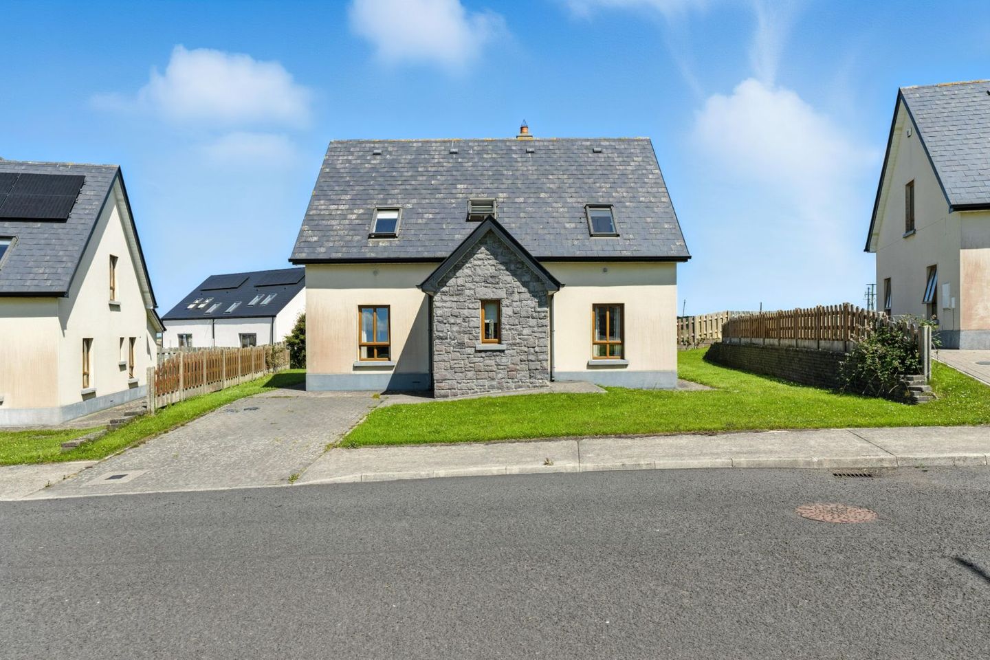 C33, Cahermore Holiday Village, Enniscrone, Co. Sligo, F26D853